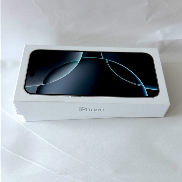 Apple iPhone 16 Pro Max BOX and Apple gift bag. - Picture 3 of 11
